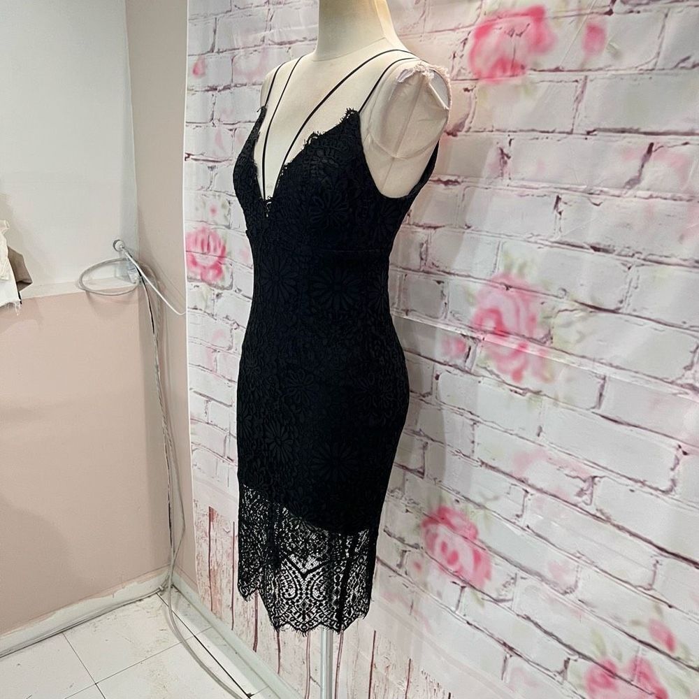 Bardot Women's Sleeveless Laced Floral Scallop Strappy Black Midi Dress Size 4 - Picture 7 of 14